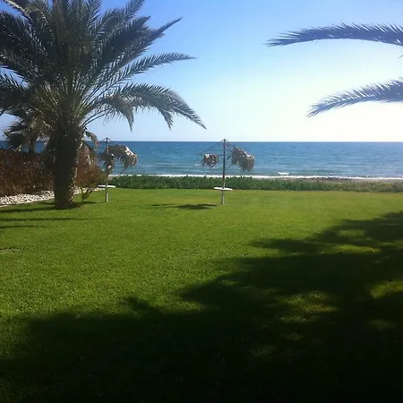 Sandy Beach Villas 5 Appartement *
